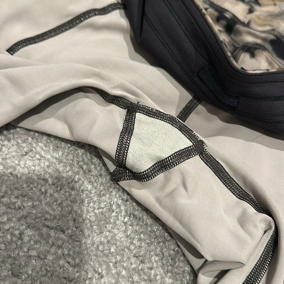 [Like New] Lululemon Invigorate High-Rise Tight 28" - Multi-Color - Picture 8 of 8